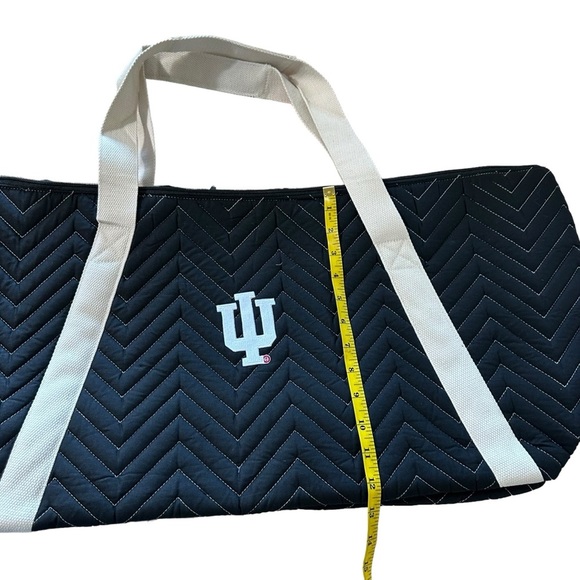Little Earth INDIANA HOOSIERS Chevron Stitch Weekender Bag - Black, nwt - Picture 4 of 7